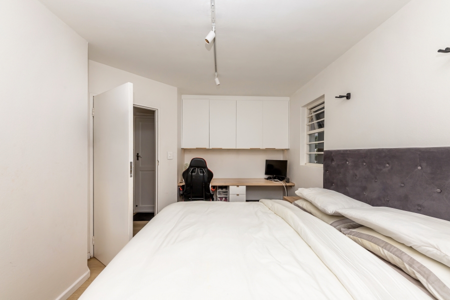To Let 2 Bedroom Property for Rent in Sea Point Western Cape